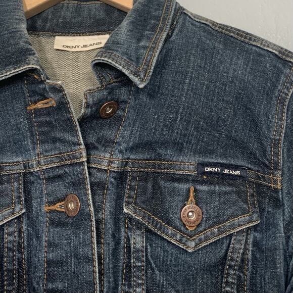 DKNY Size Small Stretch Denim Jacket Blue Jean Coat Cropped Trucker Western - Picture 4 of 8